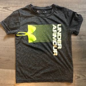 Under armour tee shirt